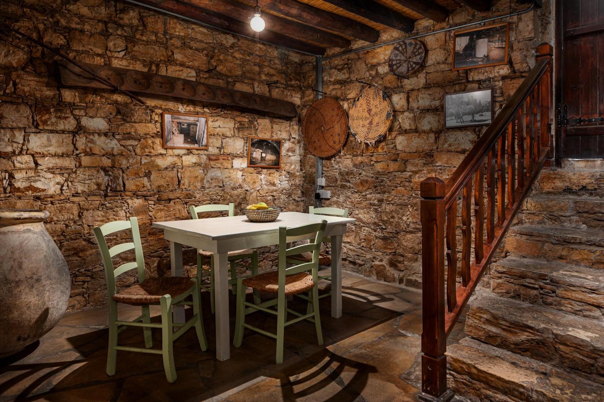Oinoessa Traditional Boutique Guest Houses Λόφου Εξωτερικό φωτογραφία